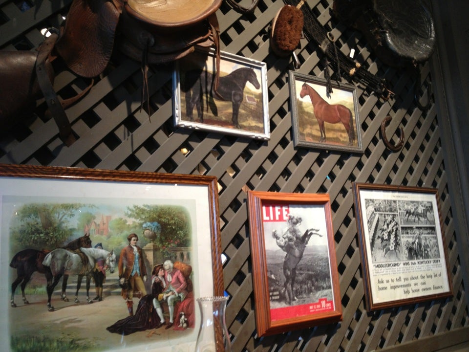 Cracker Barrel Old Country Store, 1295 Wisconsin Dells Pkwy S, Lake Delton, Village of, WI, Gift