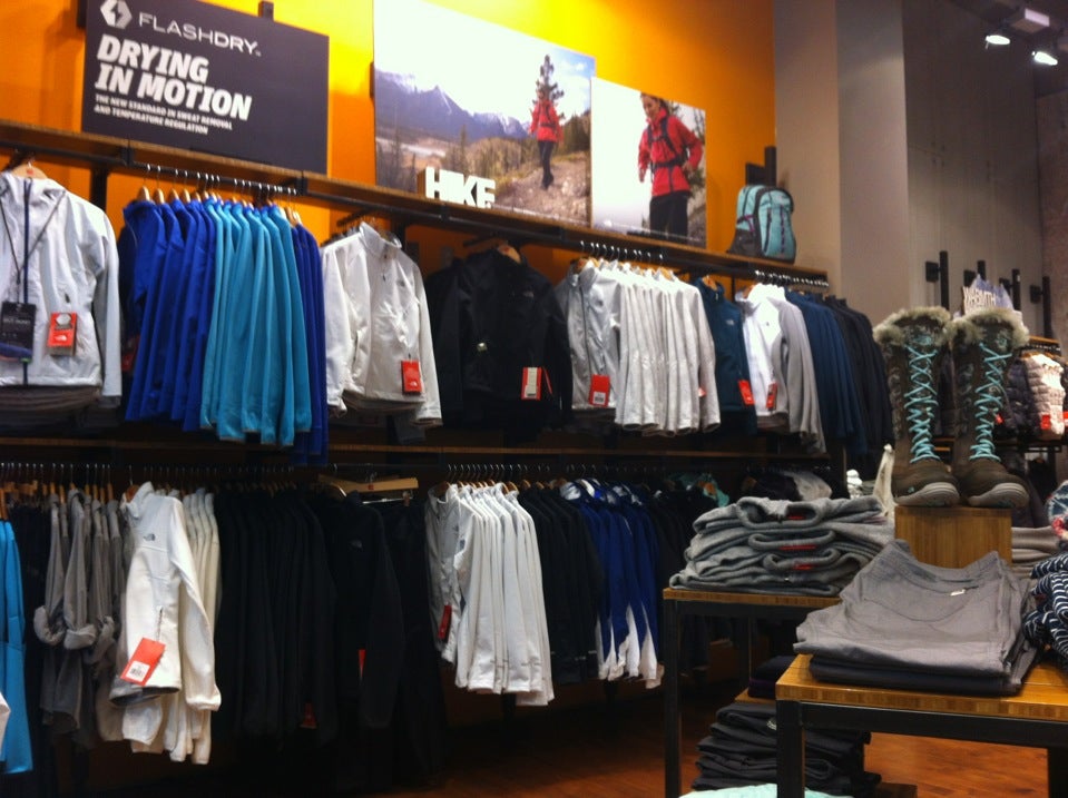 The North Face Westfield Valley Fair Mall, Stevens Creek Blvd, San Jose,  CA, Clothing Retail - MapQuest