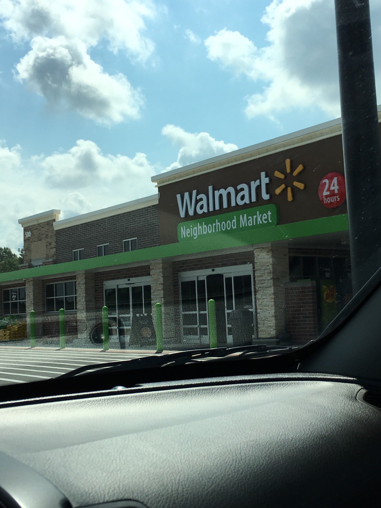 Walmart Neighborhood Market, 500 N Dobys Bridge Rd, Fort Mill, SC
