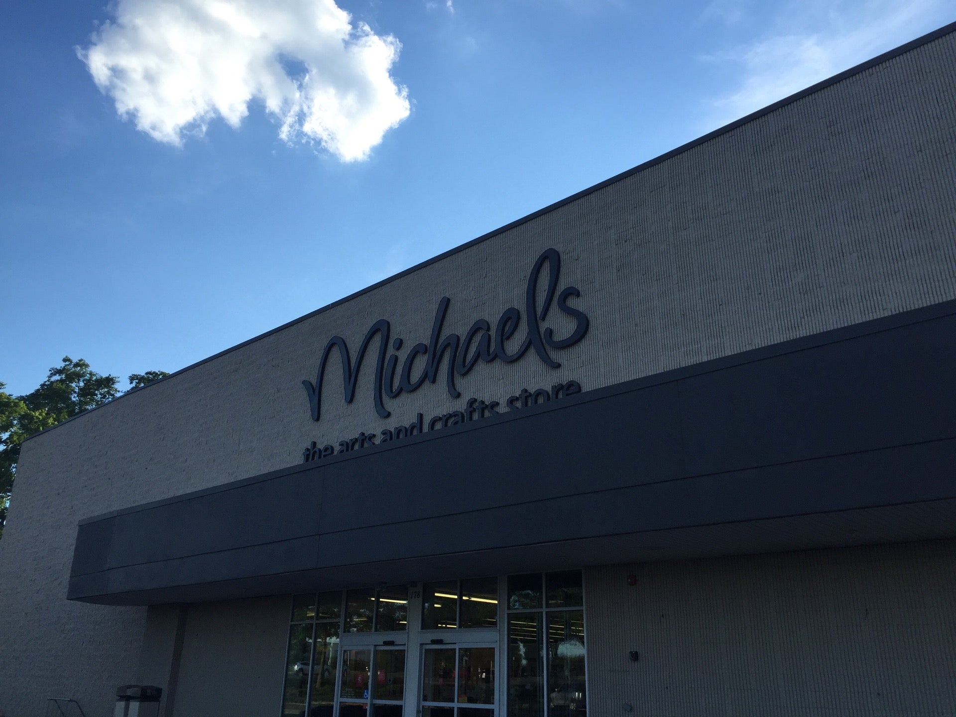 Michaels Arts and Crafts Store Heading to Eatontown Next Year