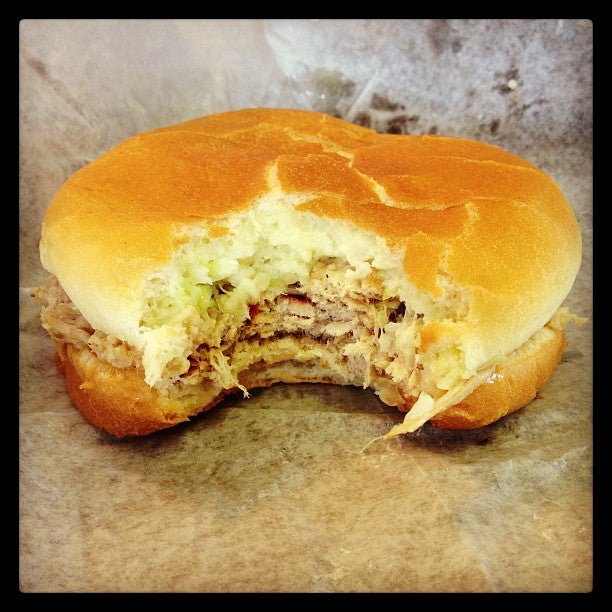 J Mellee's Jamacian Cuisine, 220 N Poindexter St, Elizabeth City, NC