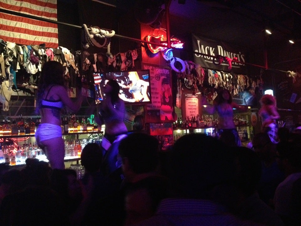 Cowgirls Inc. American Saloon, 421 1st Ave S, Seattle, WA, Eating