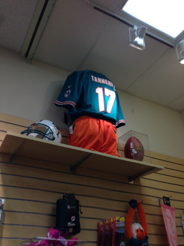 MIAMI DOLPHINS PRO SHOP - CLOSED - 7500 SW 30th St, Davie, Florida