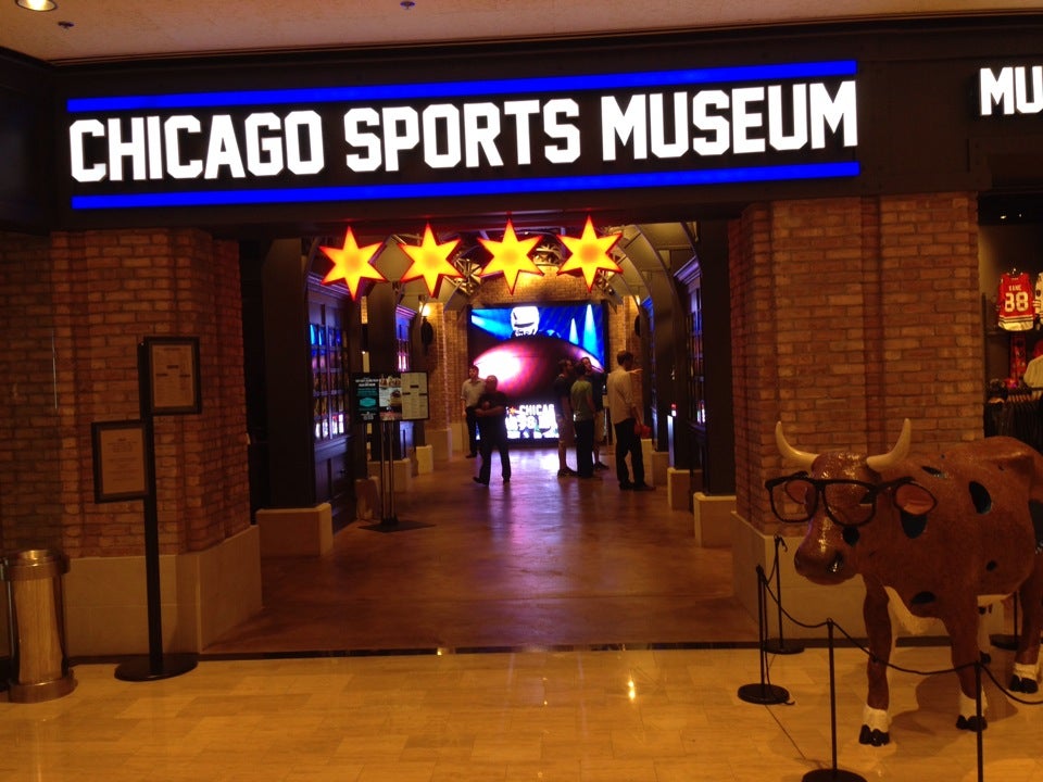 Chicago Bears Pro Shop, 1410 S Museum Campus Dr, Chicago, IL, Sporting  Goods - MapQuest