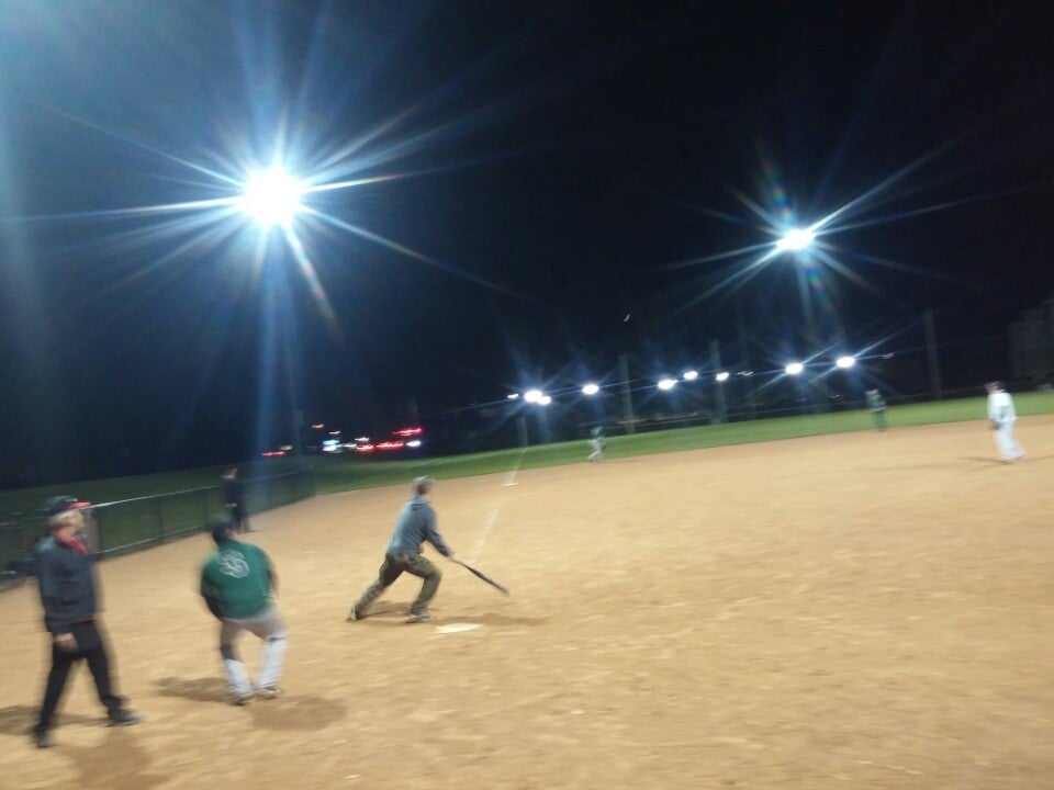 Round Lake Softball Fields, Eden Prairie Rd, Eden Prairie, MN - MapQuest