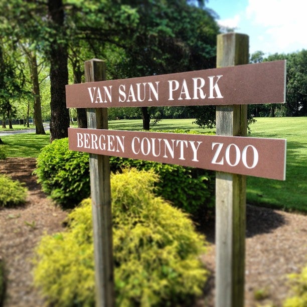 Van Saun County Park, 216 Forest Ave, Paramus, NJ, Tennis Courts Public