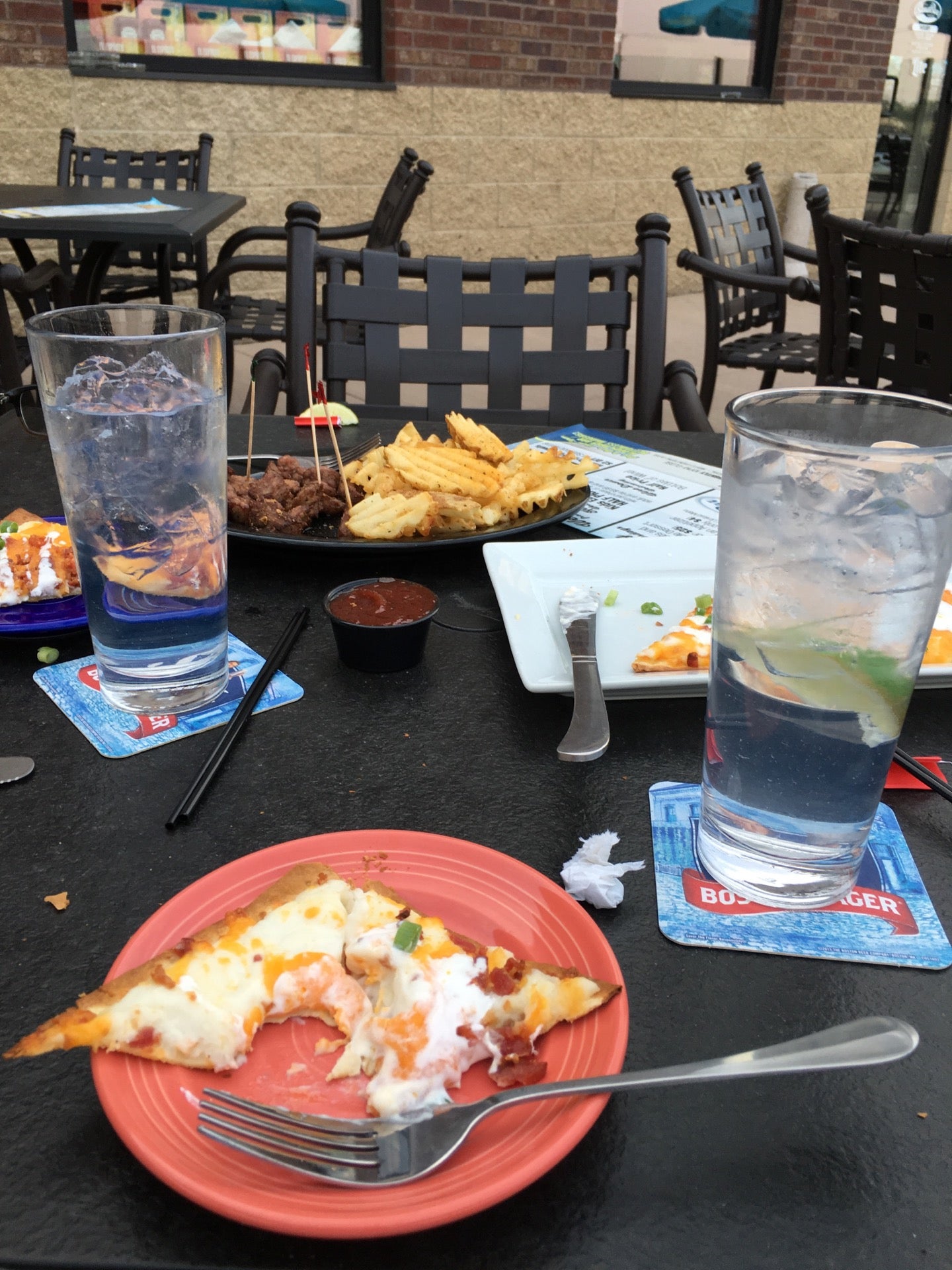 Hooters Sioux Falls Sd - 0m5m1ej