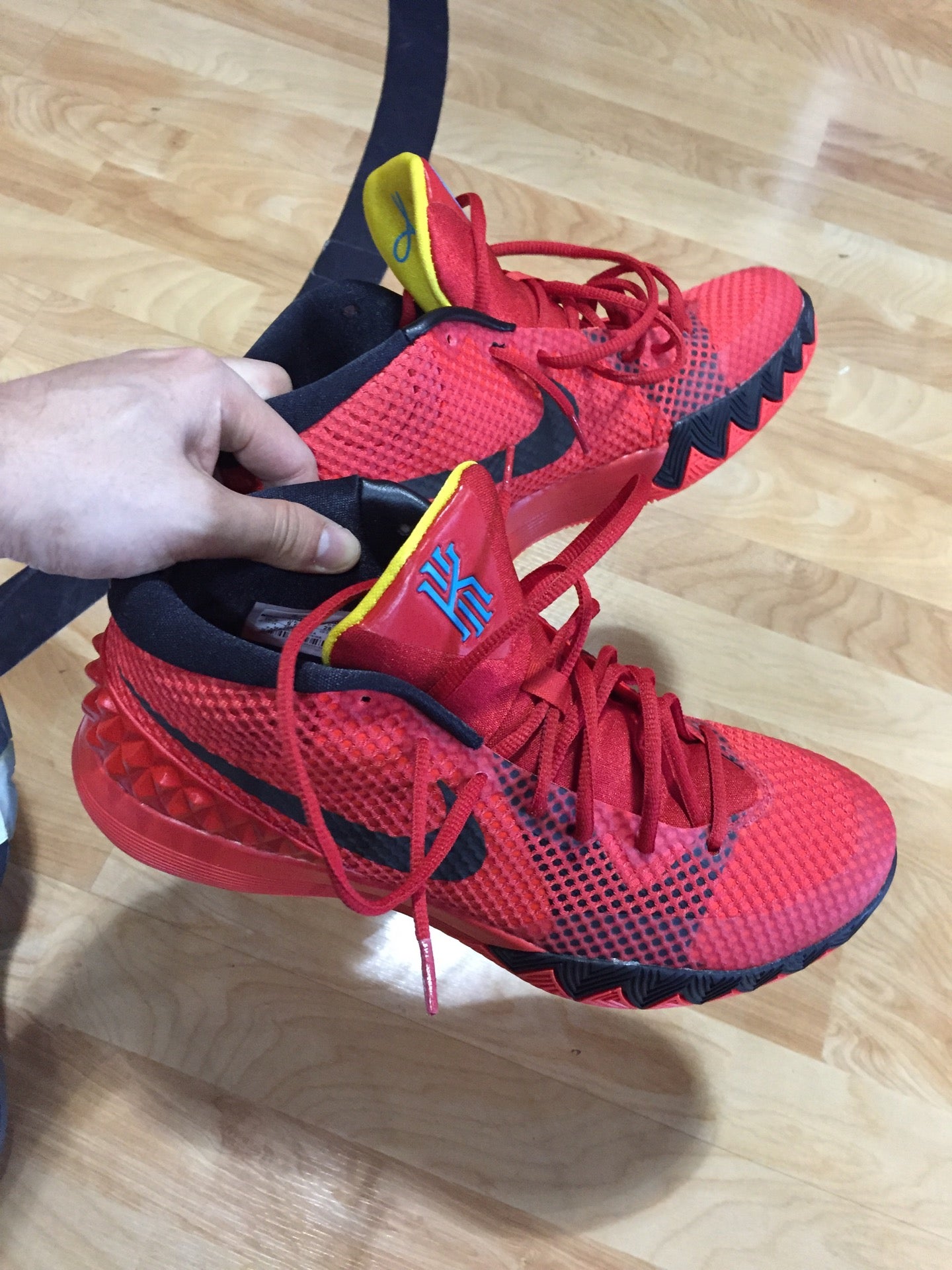 Sole Fly Sneaker Boutique, 8099 S Dixie Hwy, Miami, FL, Shoe Stores