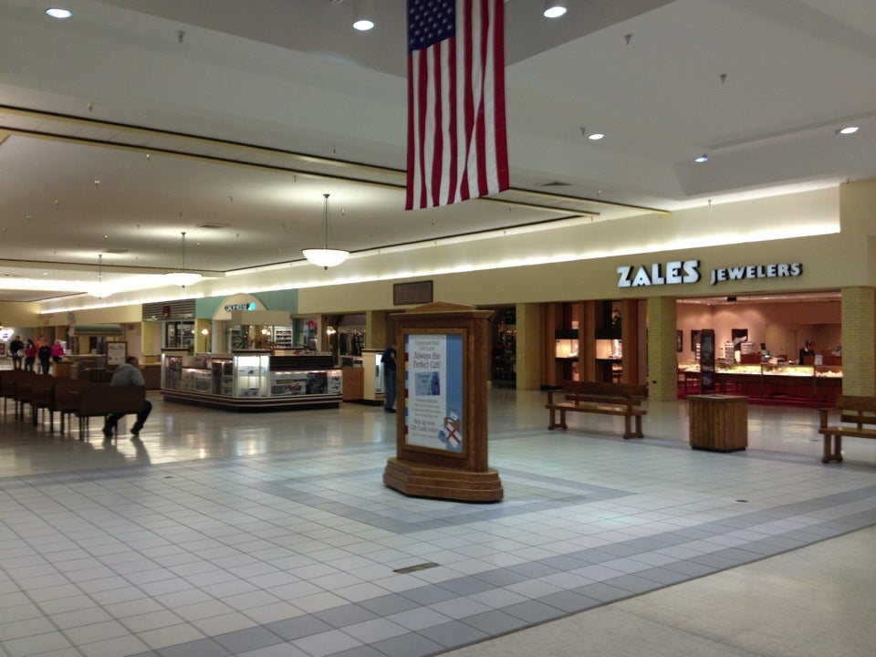 Zales crossroads store mall