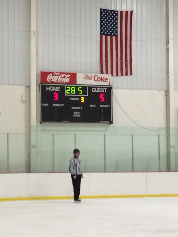 Skate 3 Ice Arena - Tyngsboro, MA