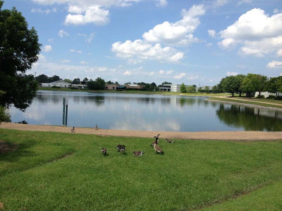 Mirror Lake Plaza, 2829 Lakeland Dr, Flowood, MS, Outdoor Sports MapQuest