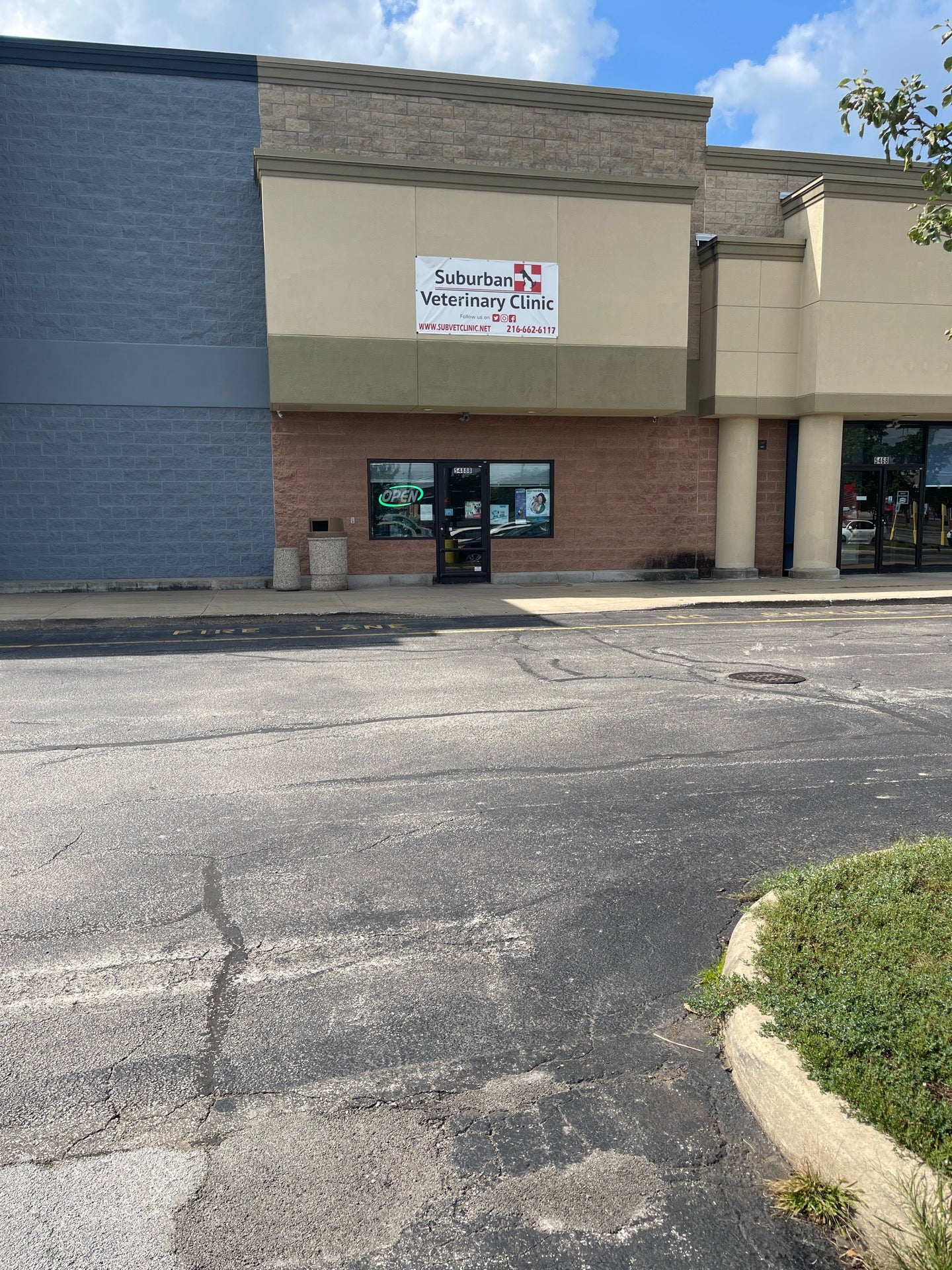 Suburban Veterinary Clinic, 5257 Warrensville Center Rd, Maple Heights, OH,  Veterinarians - MapQuest