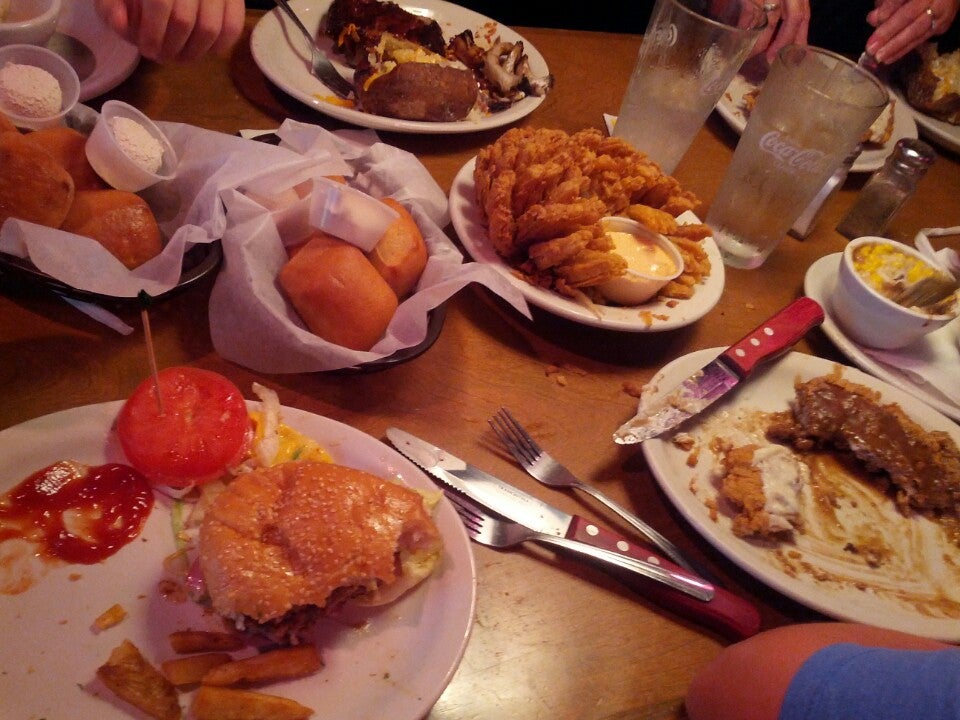 Texas Roadhouse, 109 Way, Yorktown, VA, Barbecue restaurant