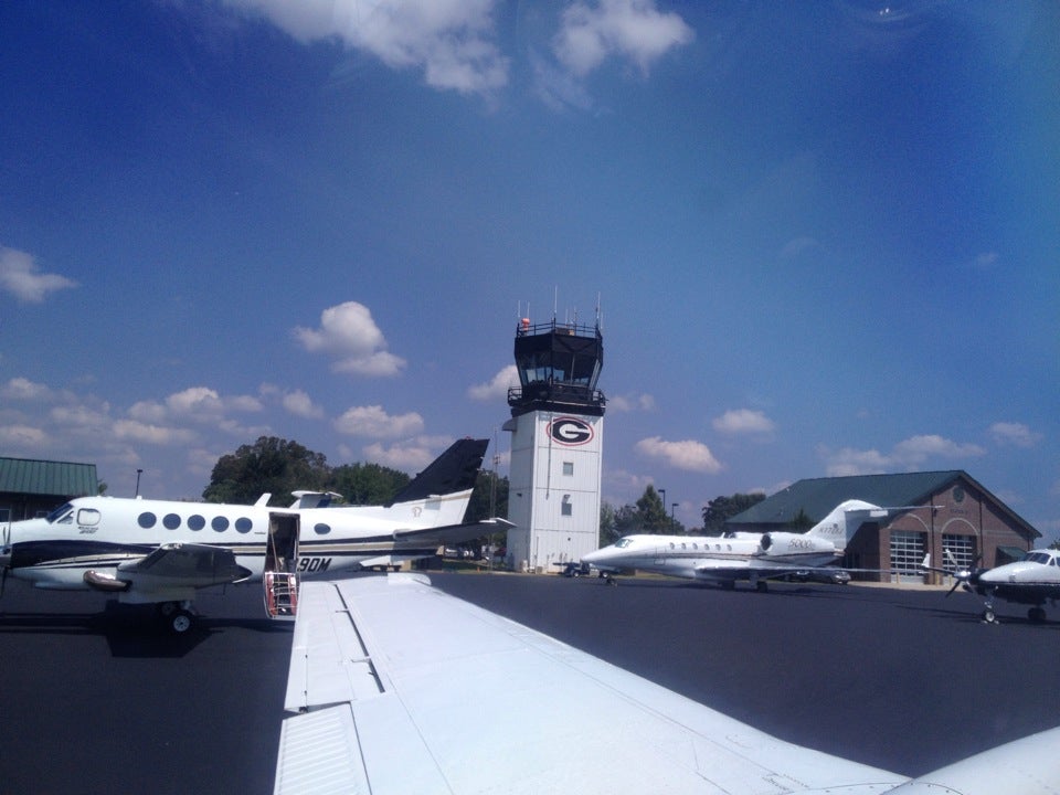 Mountain Airpark (0GE5), Bee Tree Ln, Cleveland, GA, Airports MapQuest