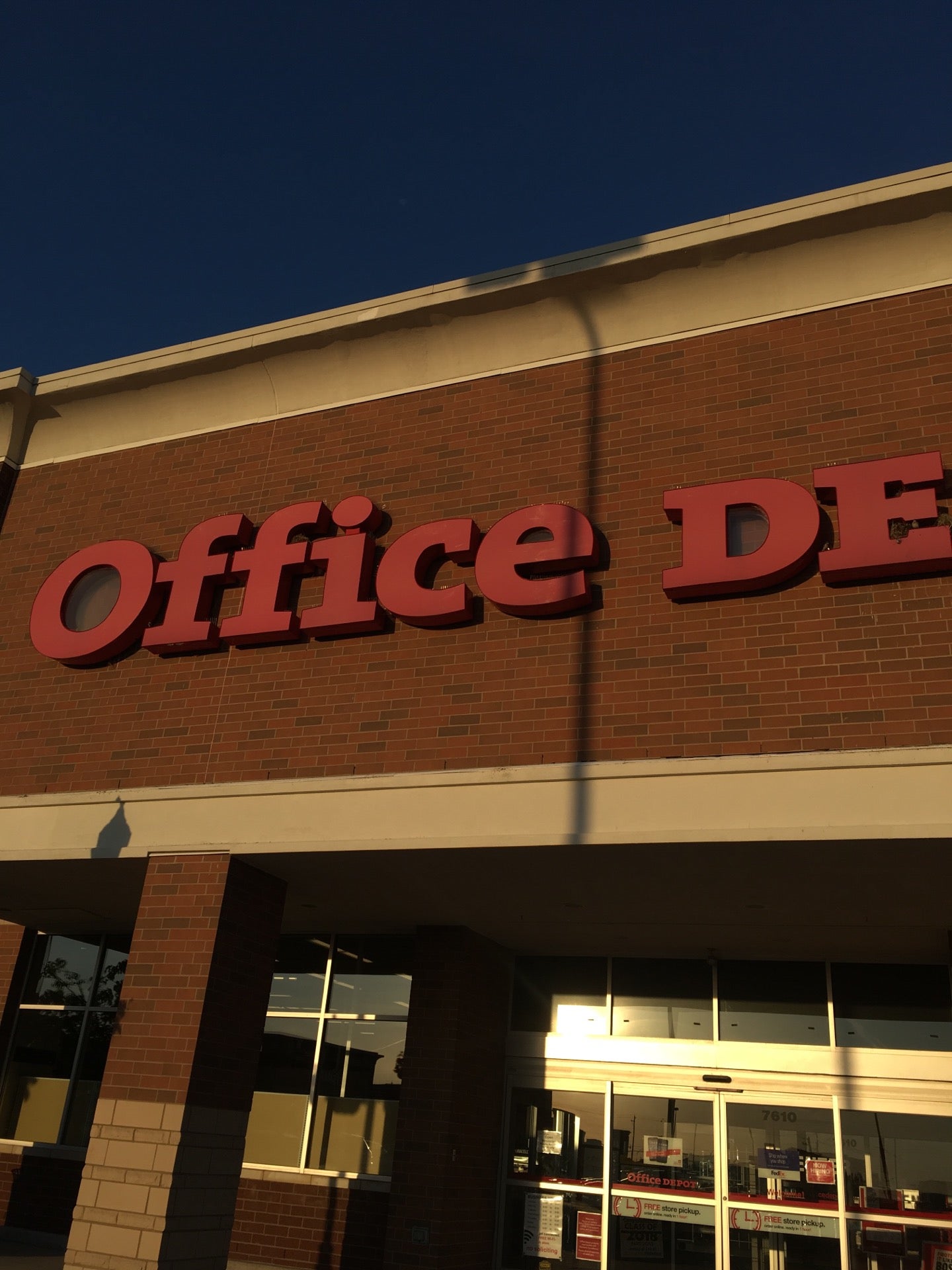 Office Depot, 7610 Voice of America Dr, West Chester, OH, Office Supplies -  MapQuest