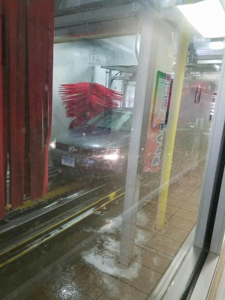 Personal Touch Car Wash, 134 Thomaston Ave, Waterbury, CT, Car Washes