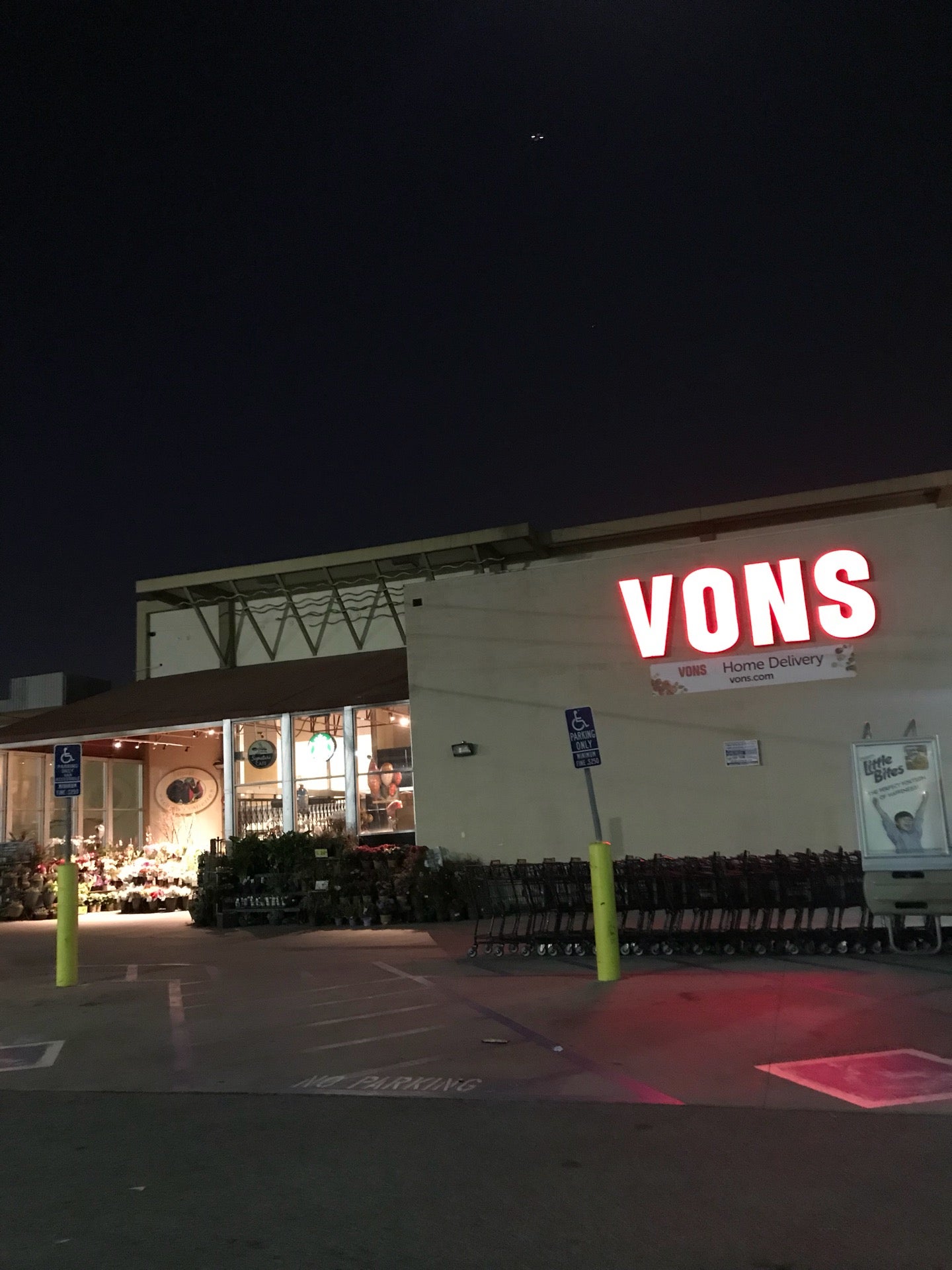 Vons Floral, 1311 Wilshire Blvd, Santa Monica, CA - MapQuest