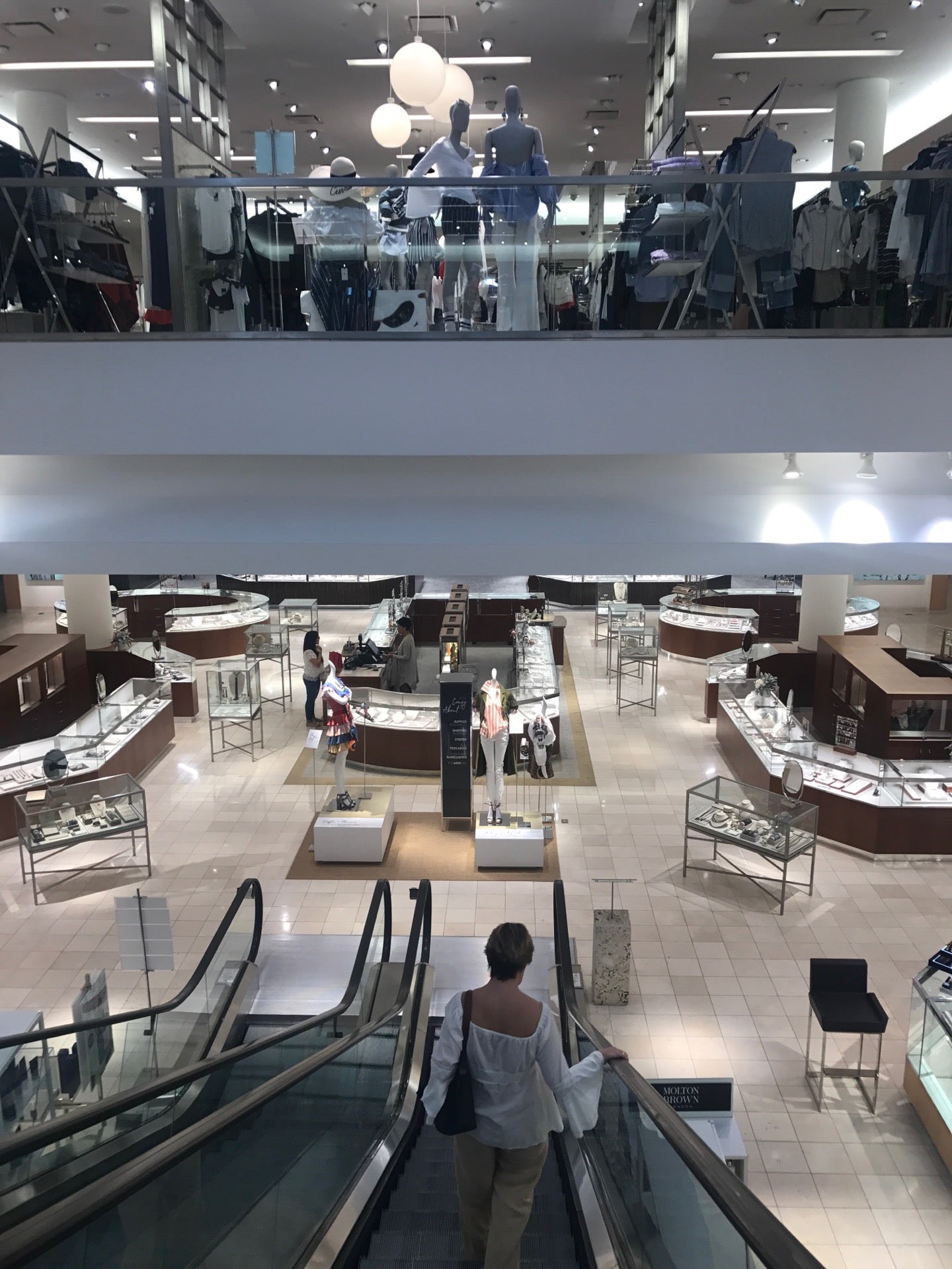 Louis Vuitton Miami Coral Gables Neiman Marcus (CLOSED) store