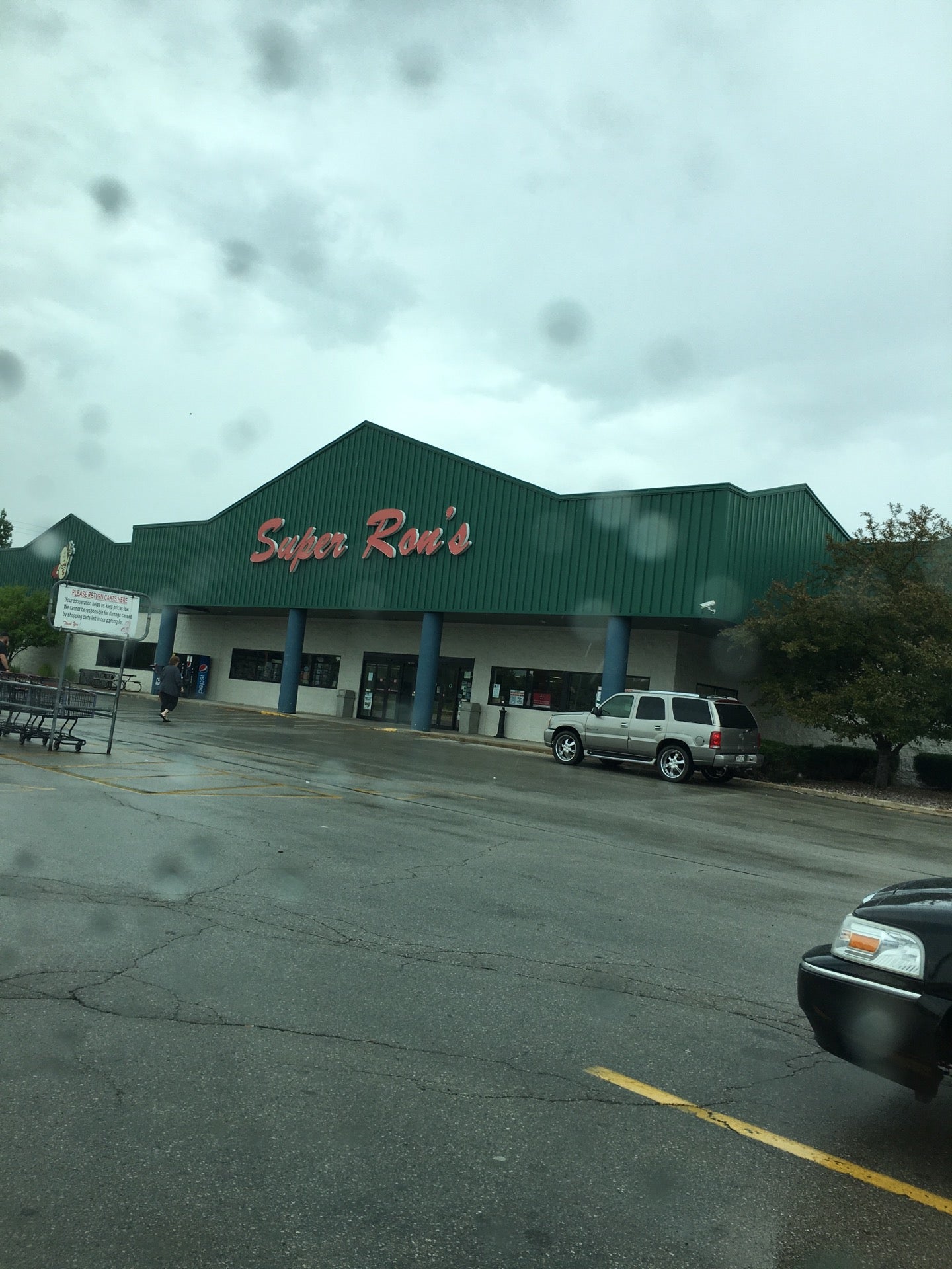 Super Ron's Food Center, 960 County Road B, Ste B, Pulaski, WI, Grocery