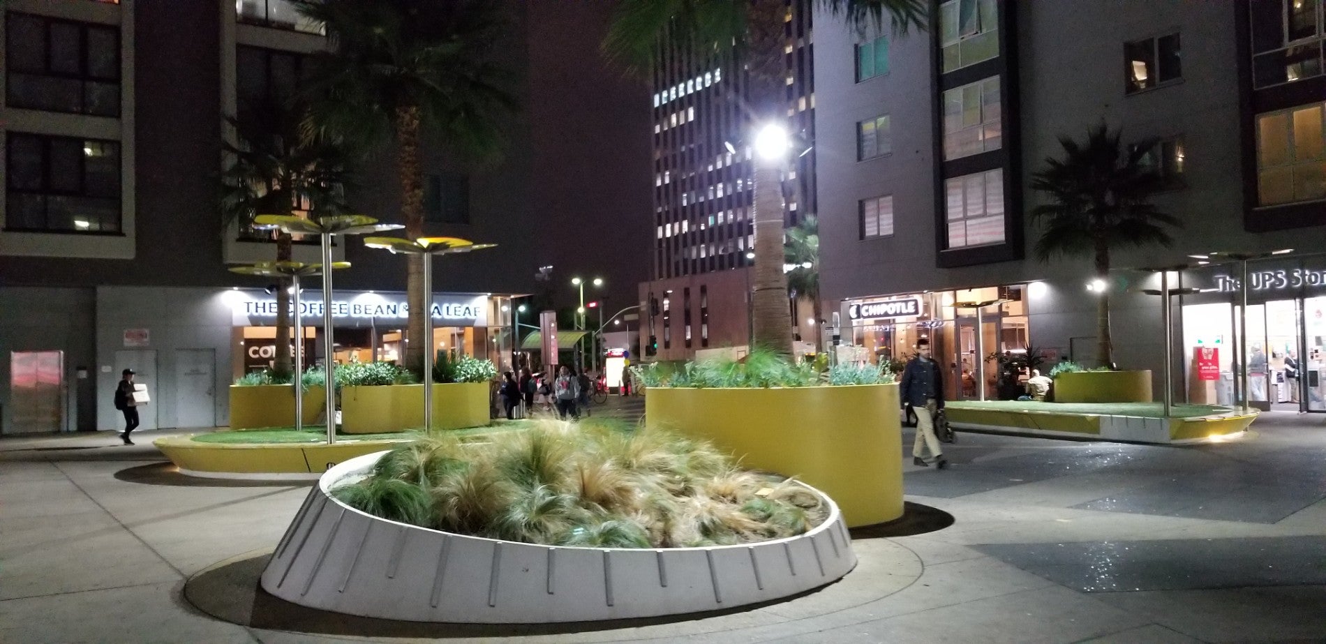 The Vermont Plaza, Los Angeles, CA, Shopping Centers & Malls MapQuest