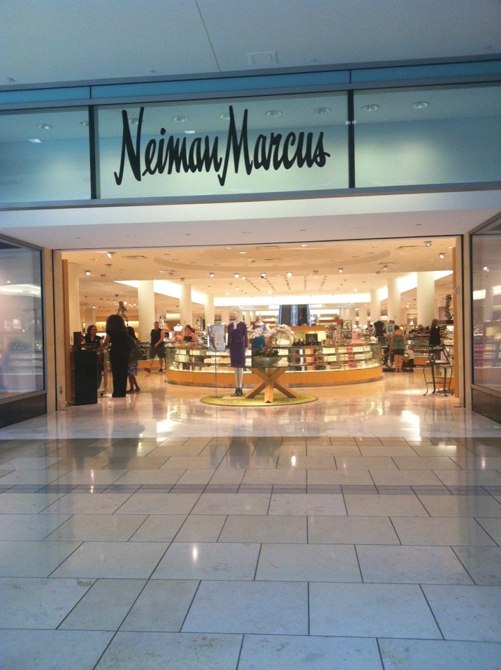 Neiman Marcus Last Call - Department Store in Plano
