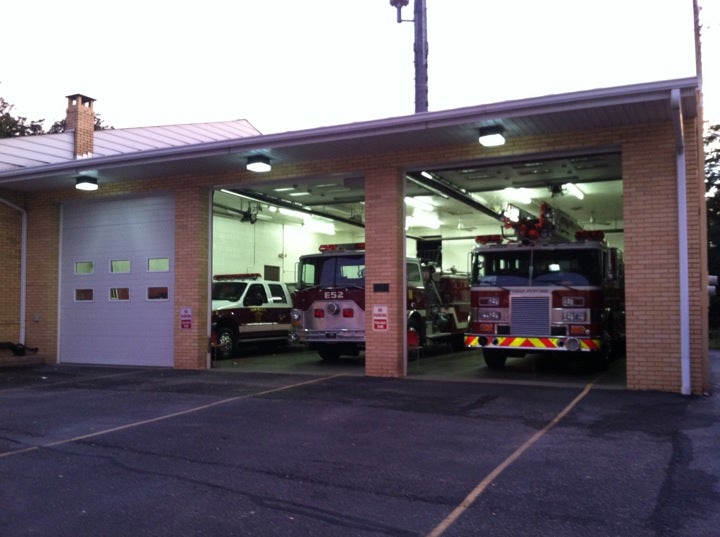 Penn Hills Volunteer Fire Department Station 225, 2797 Robinson Blvd