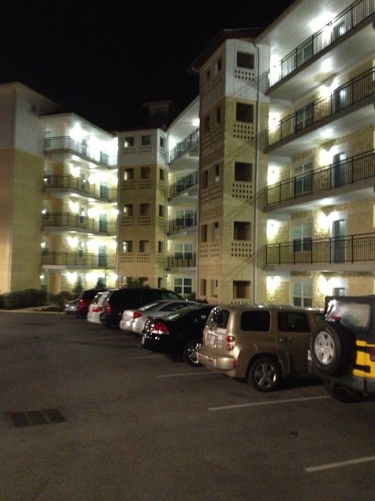 Cherokee Lodge Condomimiums, 3415 Teaster Ln, Pigeon TN