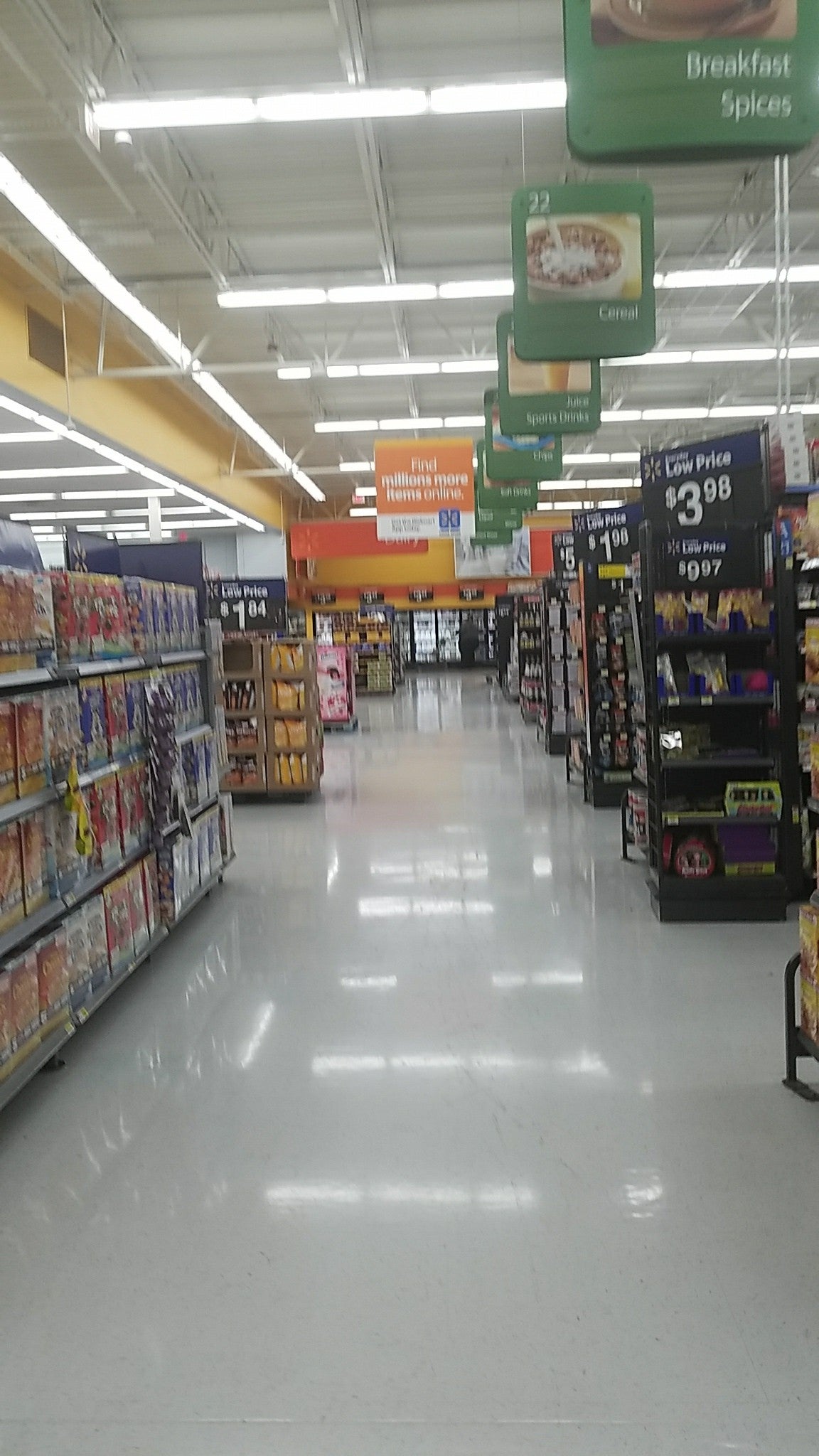 Walmart Grocery Checkout Line in Gladstone, Missouri