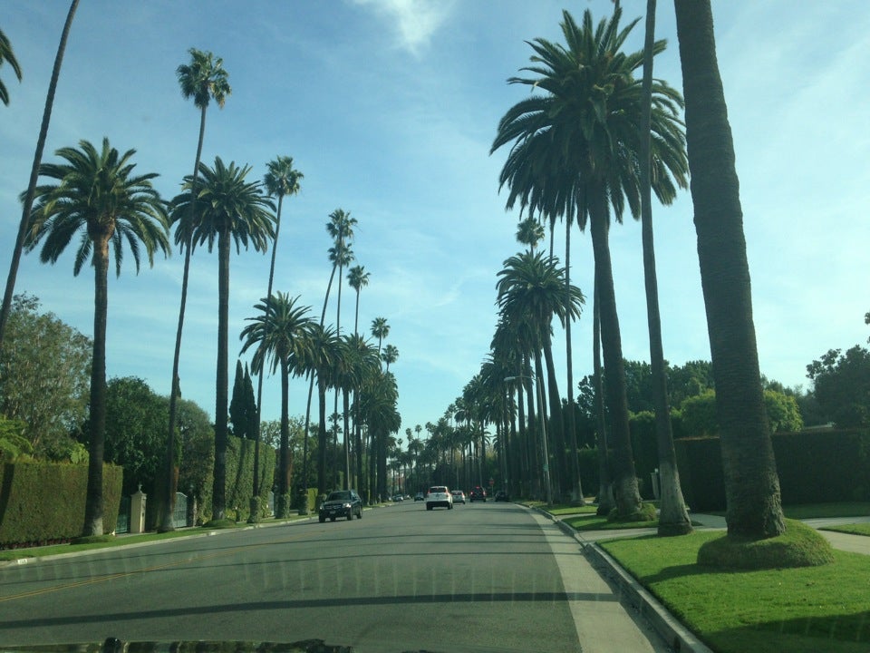 Beverly Hills Gateway Park  Fountain, 9100 Santa Monica Blvd, Beverly 