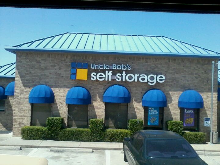 Uncle Bob Storage Unit Dandk Organizer