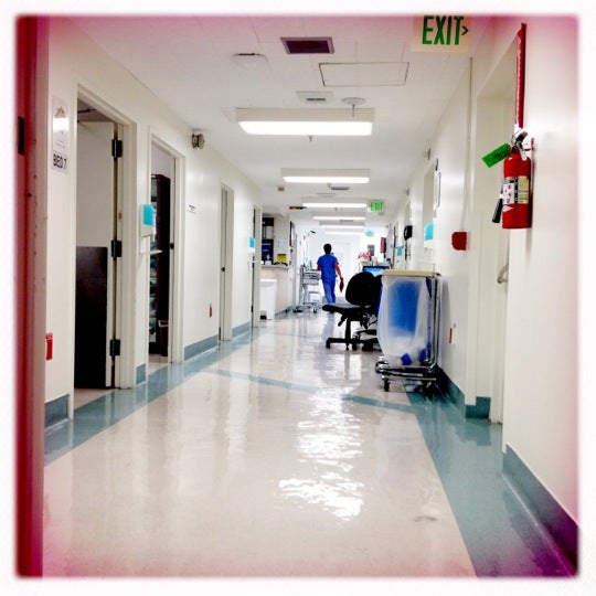 Sherman Oaks Hospital, 4929 Van Nuys Blvd, Los Angeles, California
