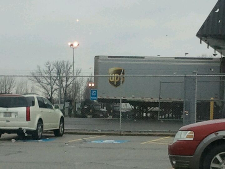UPS Customer Center, 17940 Englewood Dr, Middleburg HTS, OH, Business - Ups Middleburg Heights Ohio Phone Number