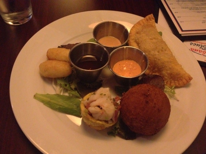 Habana Blues Tapas Restaurant, 2813 N Hurstbourne Pkwy, Louisville, KY