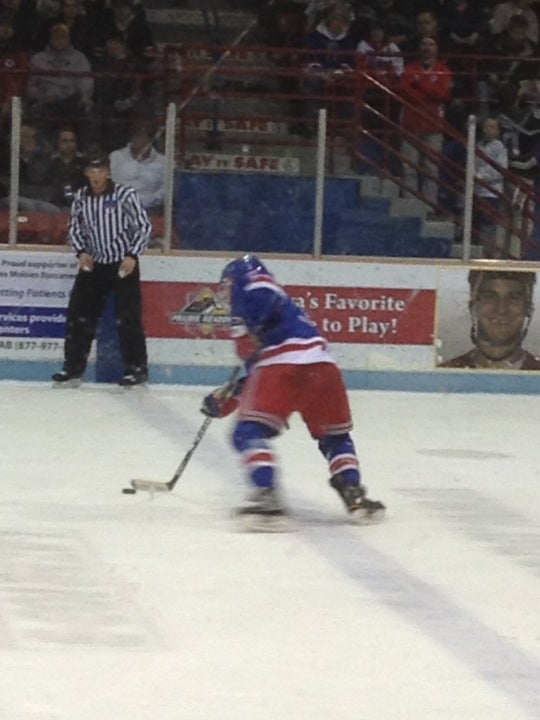 Buccaneer Arena, 7201 Hickman Rd, Urbandale, Iowa, Skating Rinks