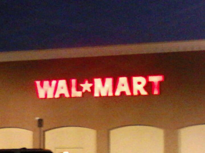 Walmart Supercenter, 3250 Vineland Rd, Kissimmee, FL, Garden Centers