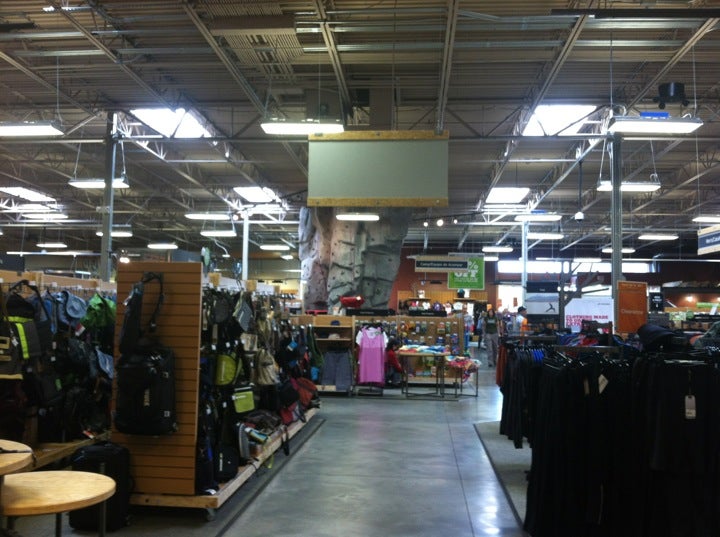 REI Sacramento Store - Sacramento, CA - Sporting Goods, Camping