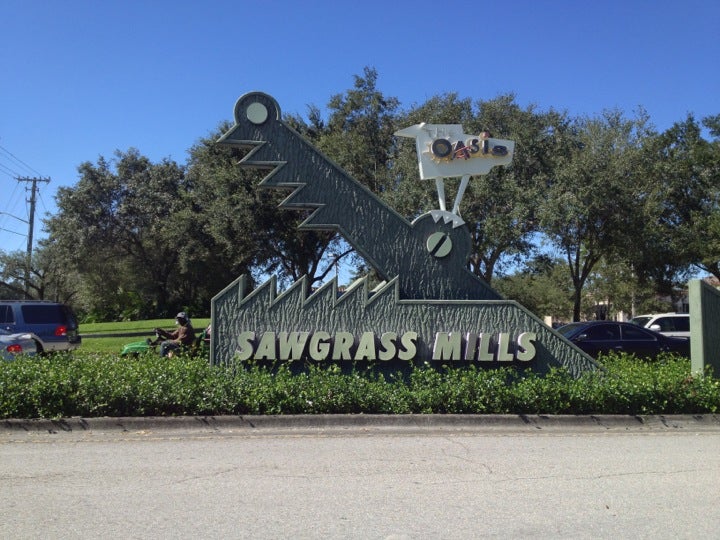 Sawgrass Mills Food Court, 2590 Sawgrass Mills Cir, Fort