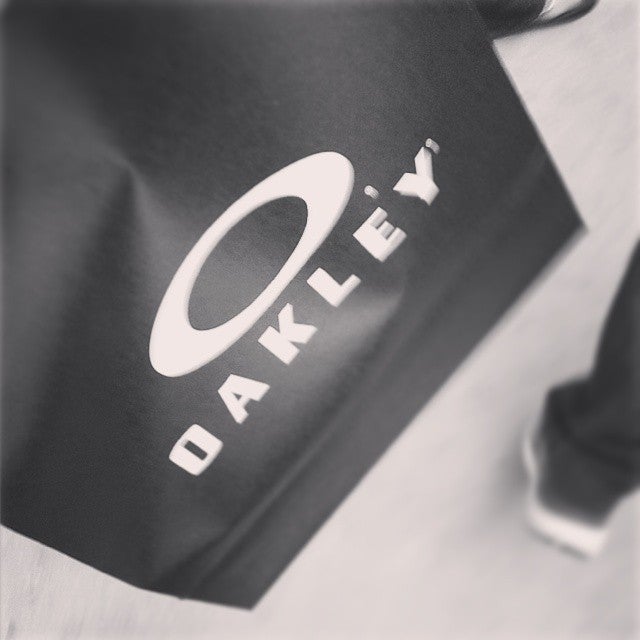 Oakley Vault, 8166 Vineland Ave Orlando, FL  Men's and Women's Sunglasses,  Goggles, & Apparel