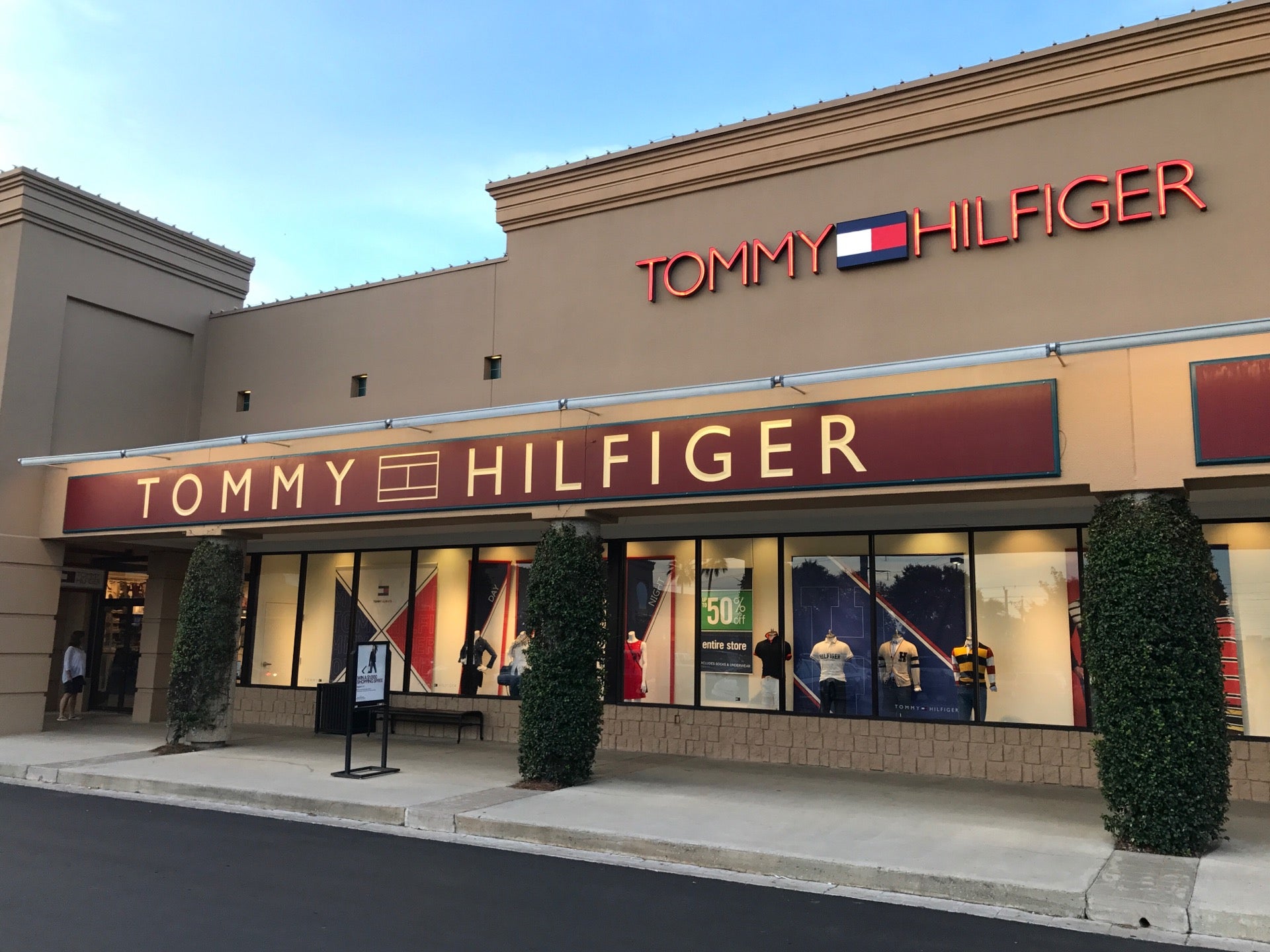 TOMMY HILFIGER CO OUTLET STORE - 10746 US Highway 98 W, Miramar