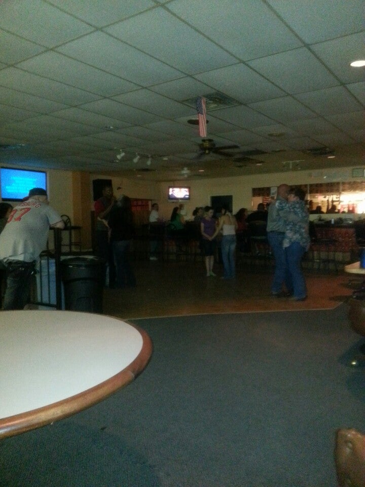 Moose Lodge, 2121 Edith Blvd NE, Albuquerque, NM, Commuter Rail