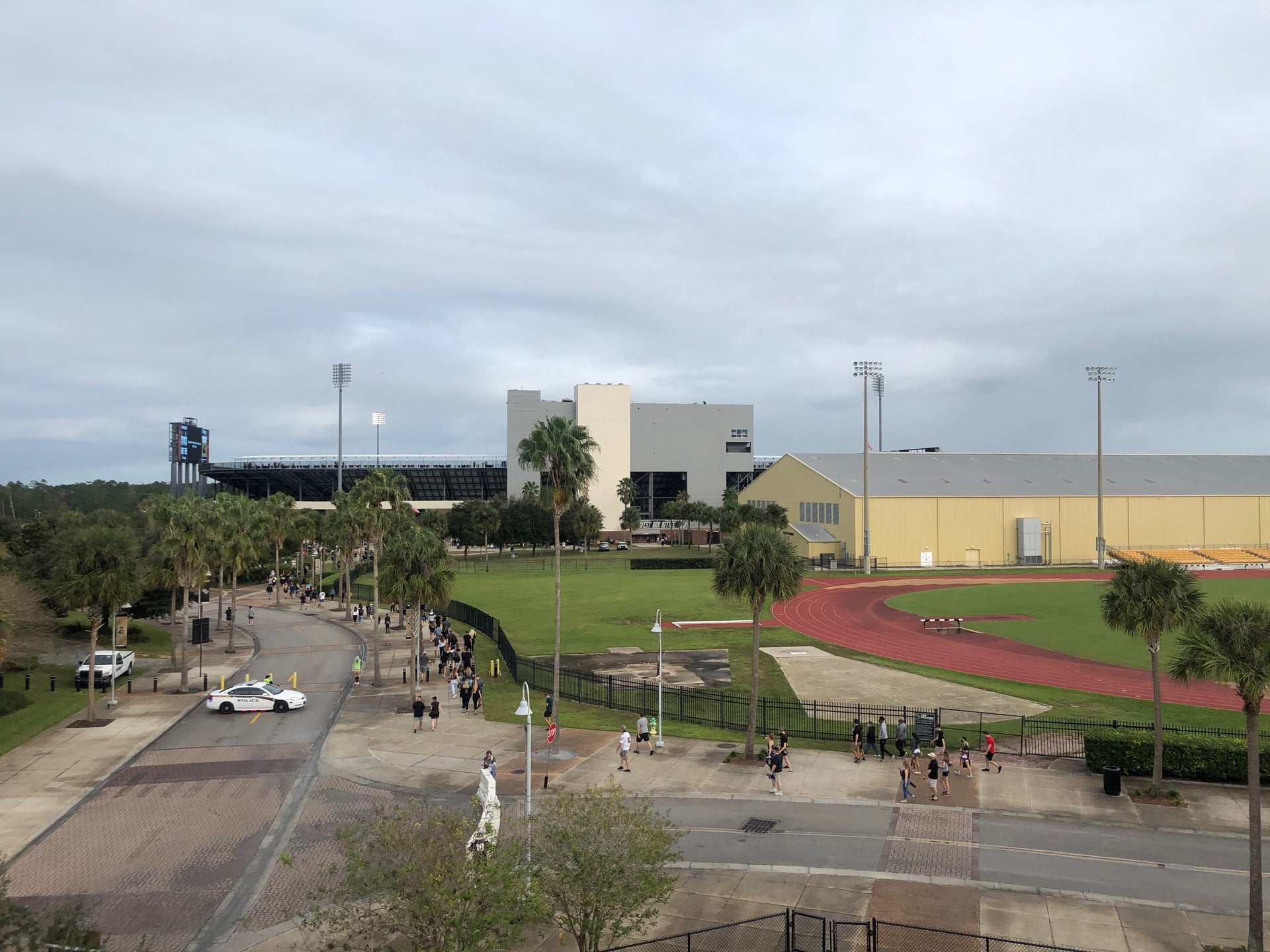 Universal Employee Parking Lot, Universal Studios Plaza, Orlando, FL,  Parking Garages - MapQuest