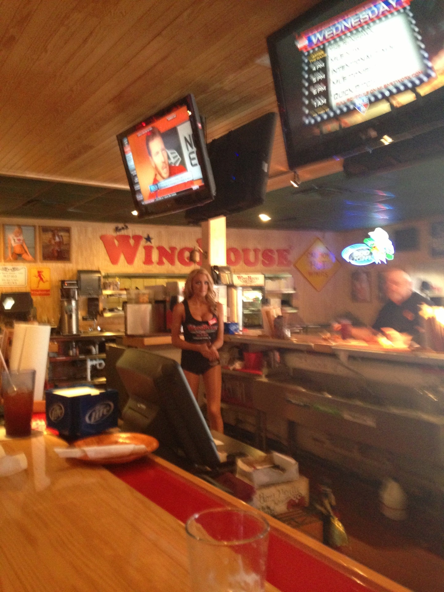 Winghouse of Pinellas Park, 7790 US Highway 19 N, Pinellas Park, FL