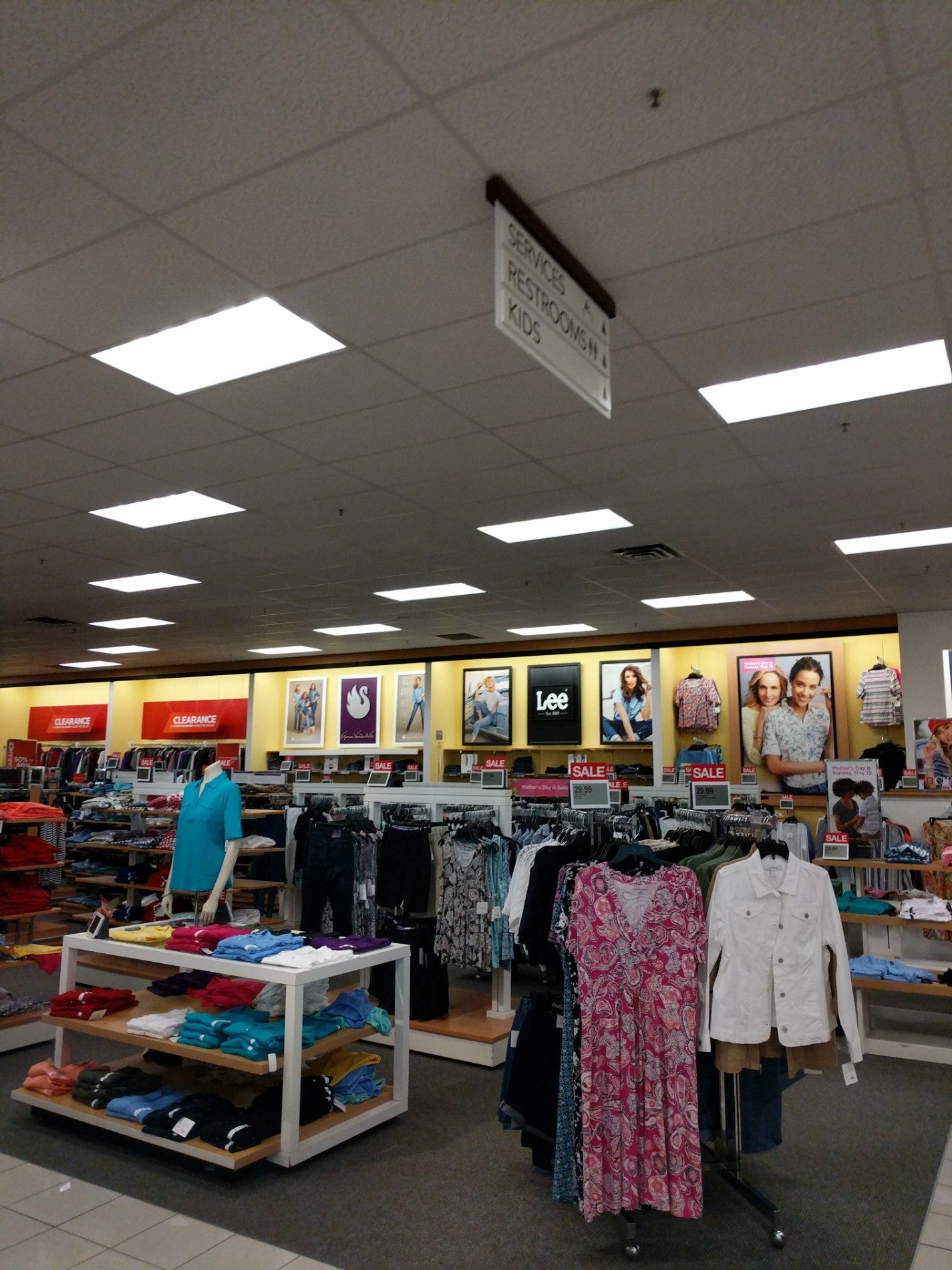 Kohl's, 2201 S Shore Ctr, Alameda, CA, Clothing Retail - MapQuest