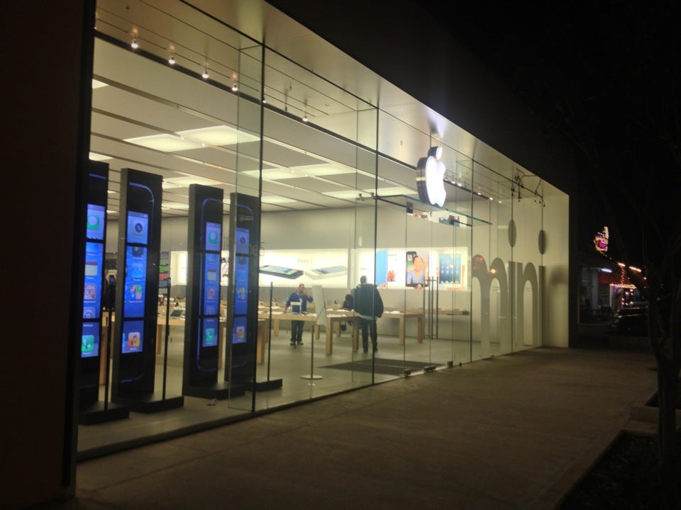 Apple Store-Knox Street - Dallas, Texas