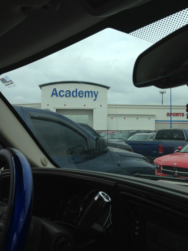 Academy Sports + Outdoors, 6120 E 41st St, Tulsa, OK, Factory Outlets -  MapQuest