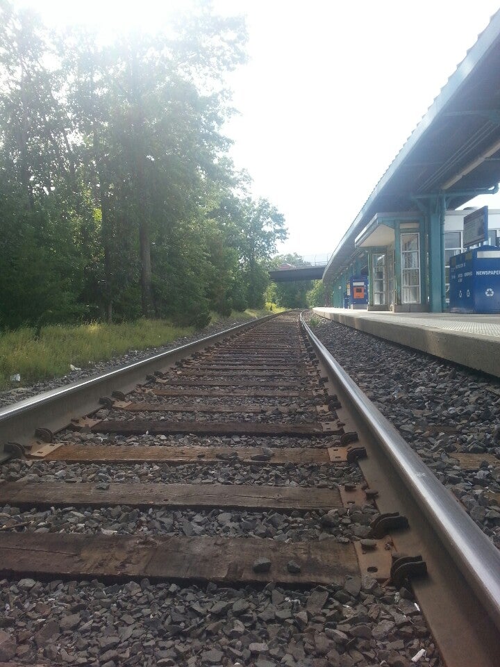 MetroNorthMiddletown, N Galleria Dr, Middletown, NY MapQuest