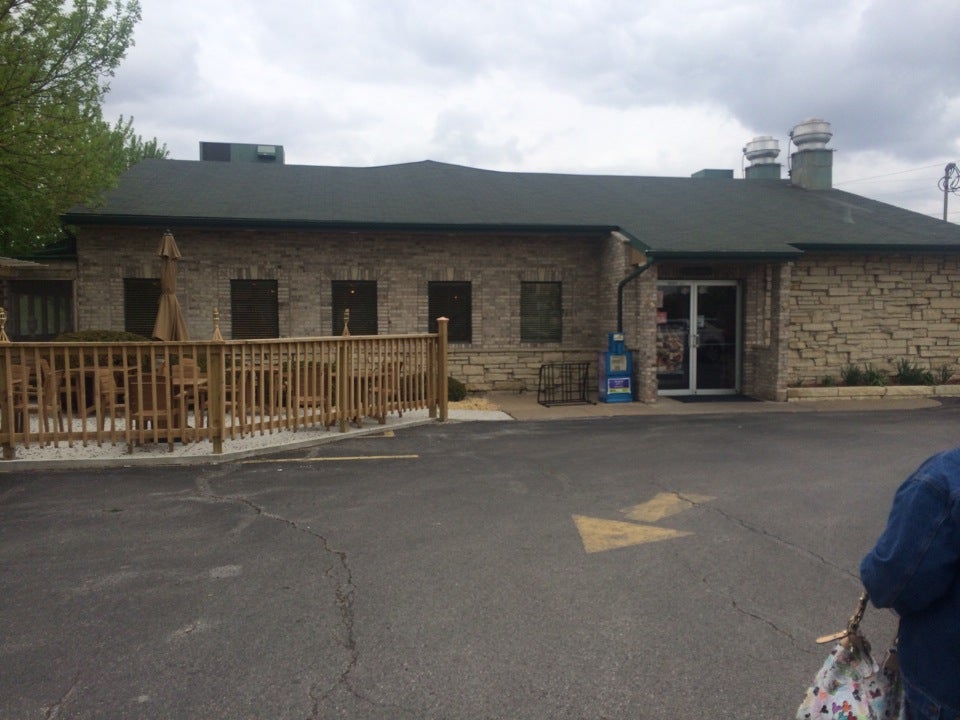 Hickory Garden Family Restaurant, 3311 Hickory Grove Rd, Davenport, IA