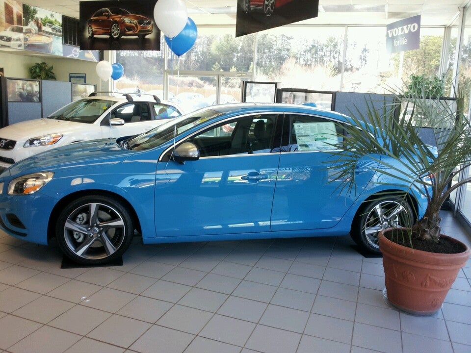 Volvo Cars Winston Salem, 701 Peters Creek Parkway, Winston Salem, NC
