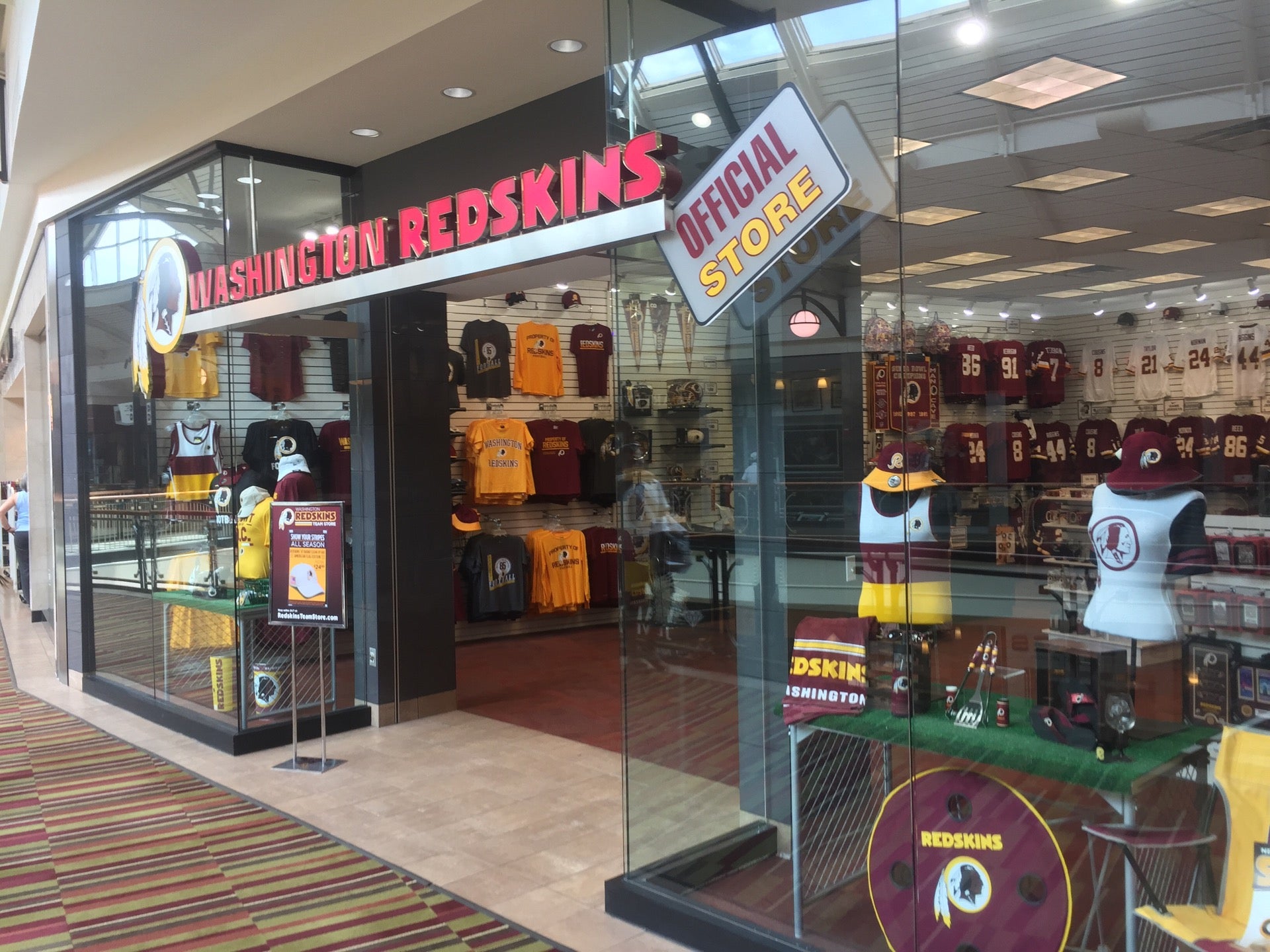 Washington Football Team Store, 21100 Dulles Town Cir, Sterling, VA,  Clothing Retail - MapQuest