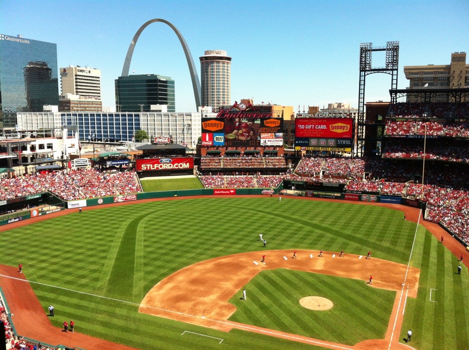 Cardinals Clubhouse Shop, 1820 Market St, St Louis, MO, Sporting Goods -  MapQuest